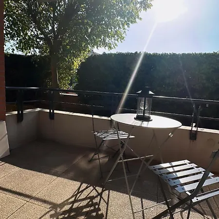 Rose T3 Parking Prive Apartment Toulouse