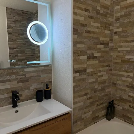 Rose T3 Parking Prive Apartment